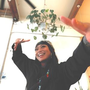 Meet your Posher, Marishka